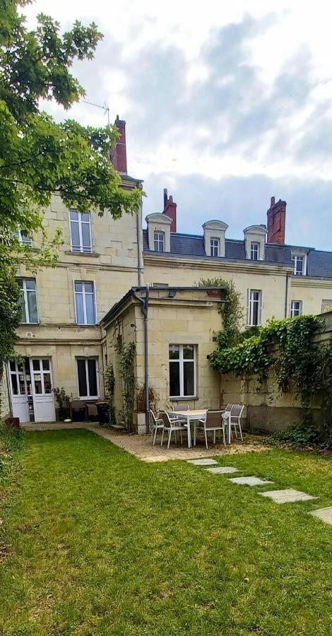 Histoire De Loire : Gabrielle Hotel Saumur Bagian luar foto